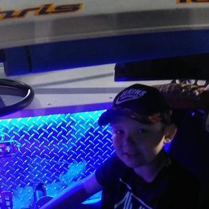 Meet your Posher, Bricen